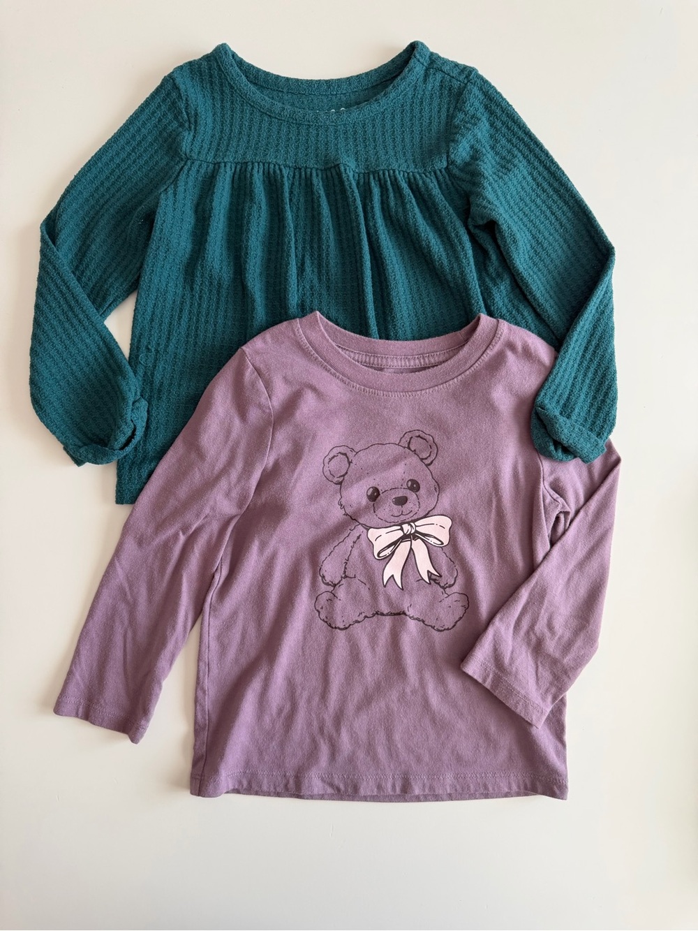 Cat & Jack 3T Girls Fall/Winter Long Sleeve Tops Green, Purple, Bear with Bow